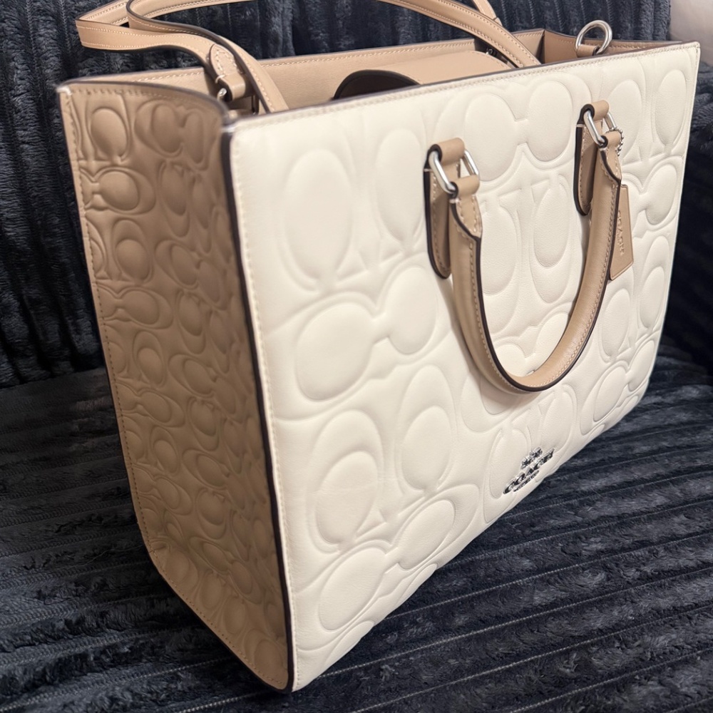 Maggie Tote Bag In Blocked Signature Leather - Picture 7 of 11